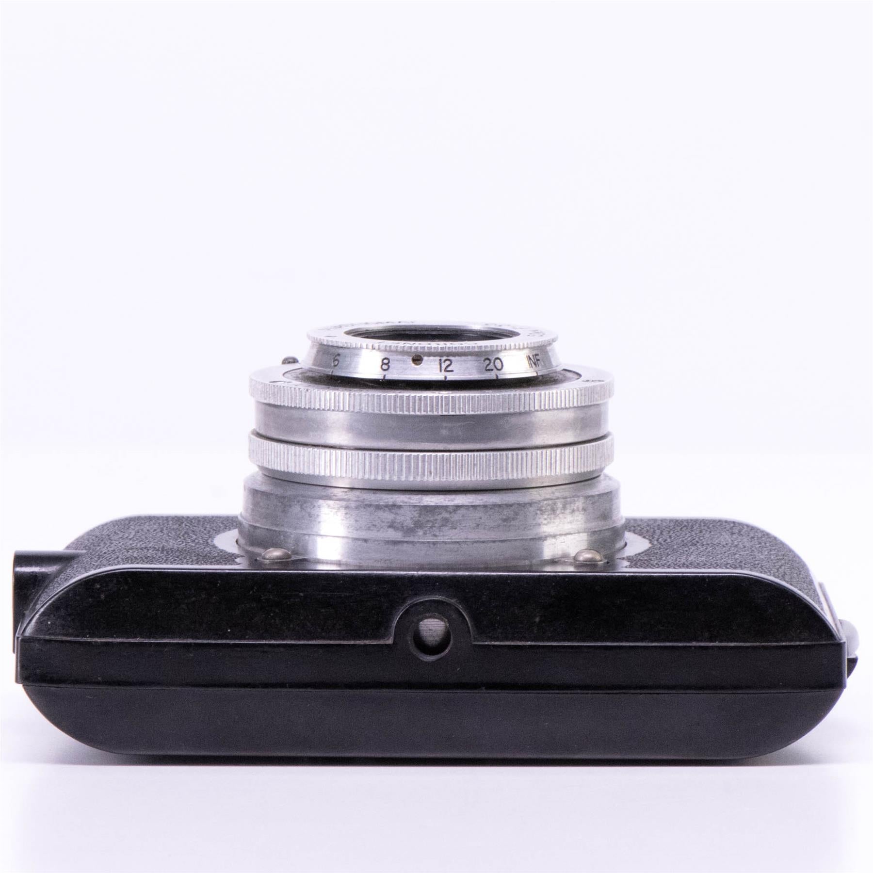 Coronet Three-Five Camera | 50mm f3.5 lens | Black | United Kingdom | 1946