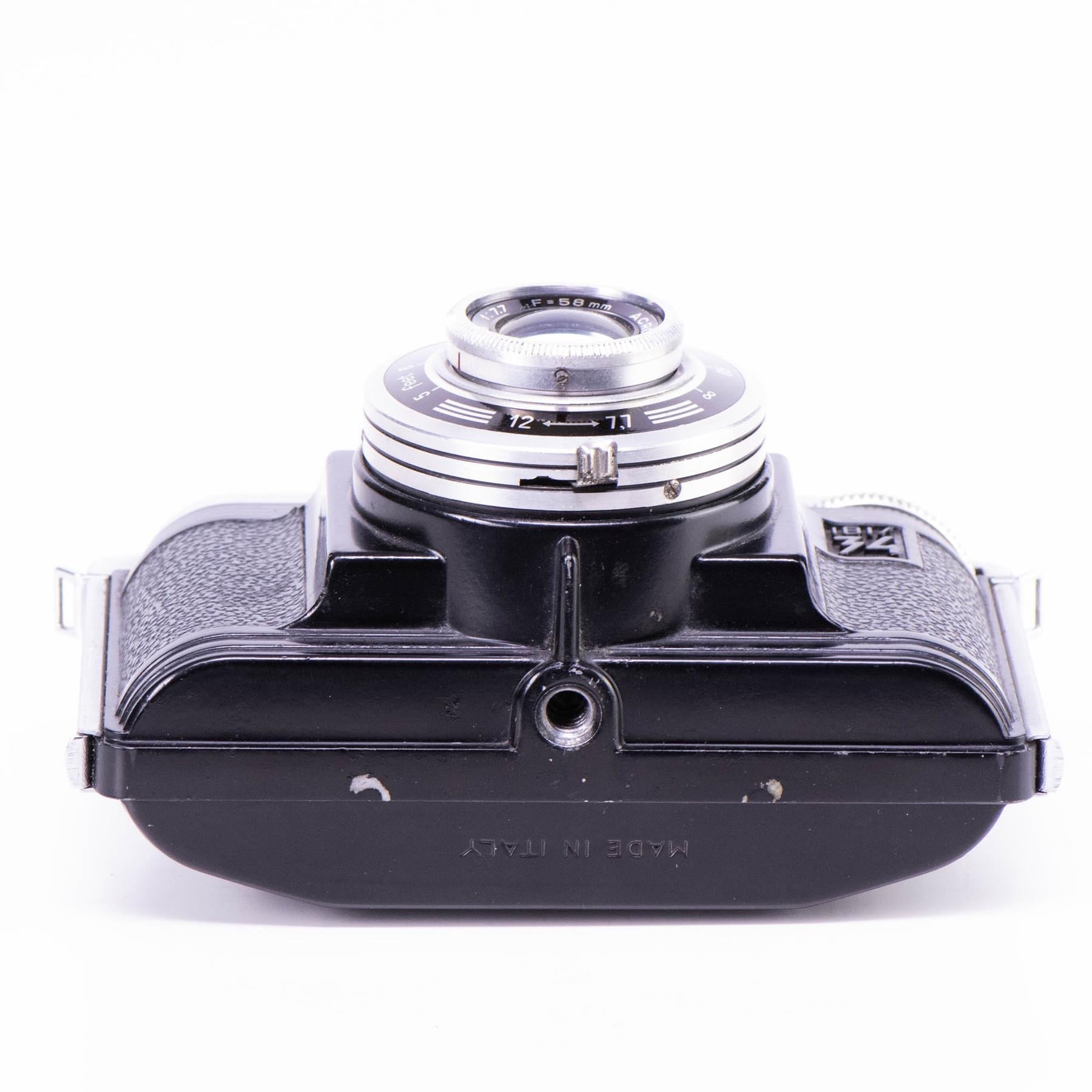 Ferrania Ibis 34 Camera | Ferrania 58mm f7.7 lens | Italy | 1959