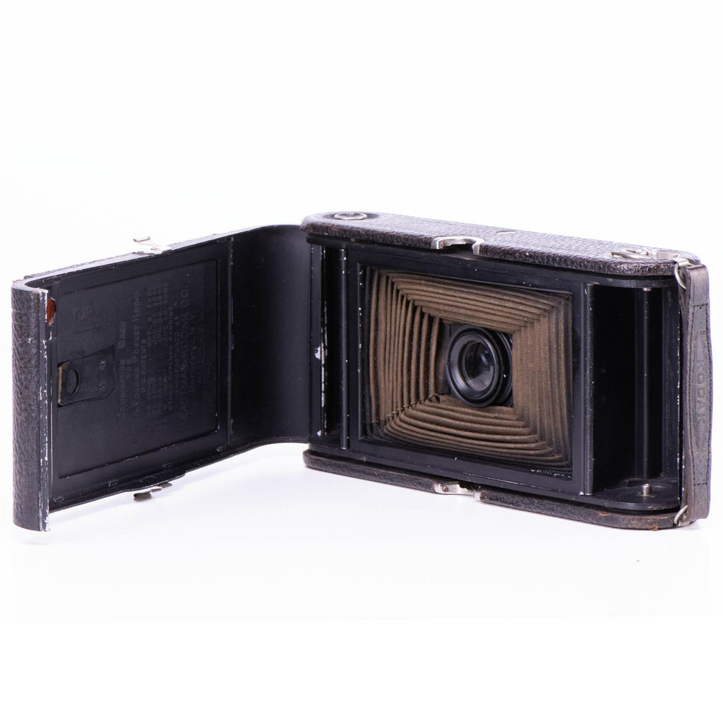 No 3-A Folding Pocket Kodak, Model B-5, Automatic | Imperial War Museums No 3-A Folding Pocket Kodak, Model B-5, Automatic | Imperial War Museums