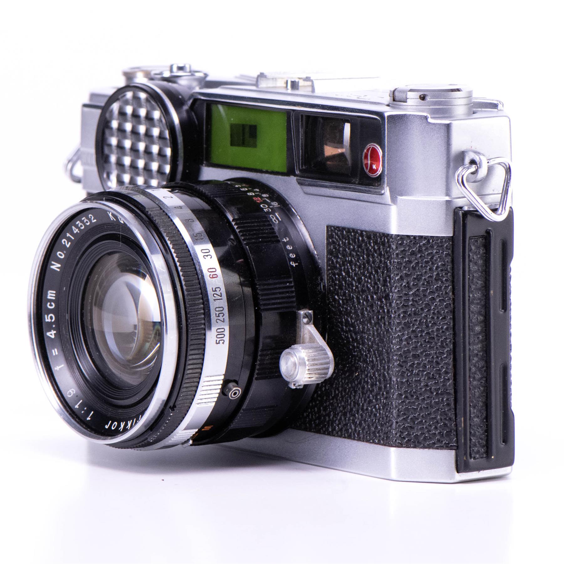 動作品 フィルムカメラ Petri 1:2 f=4.5 orikkor len Petri E.Bn Camera | Orikkor 45mm f1.9 lens | White | Japan