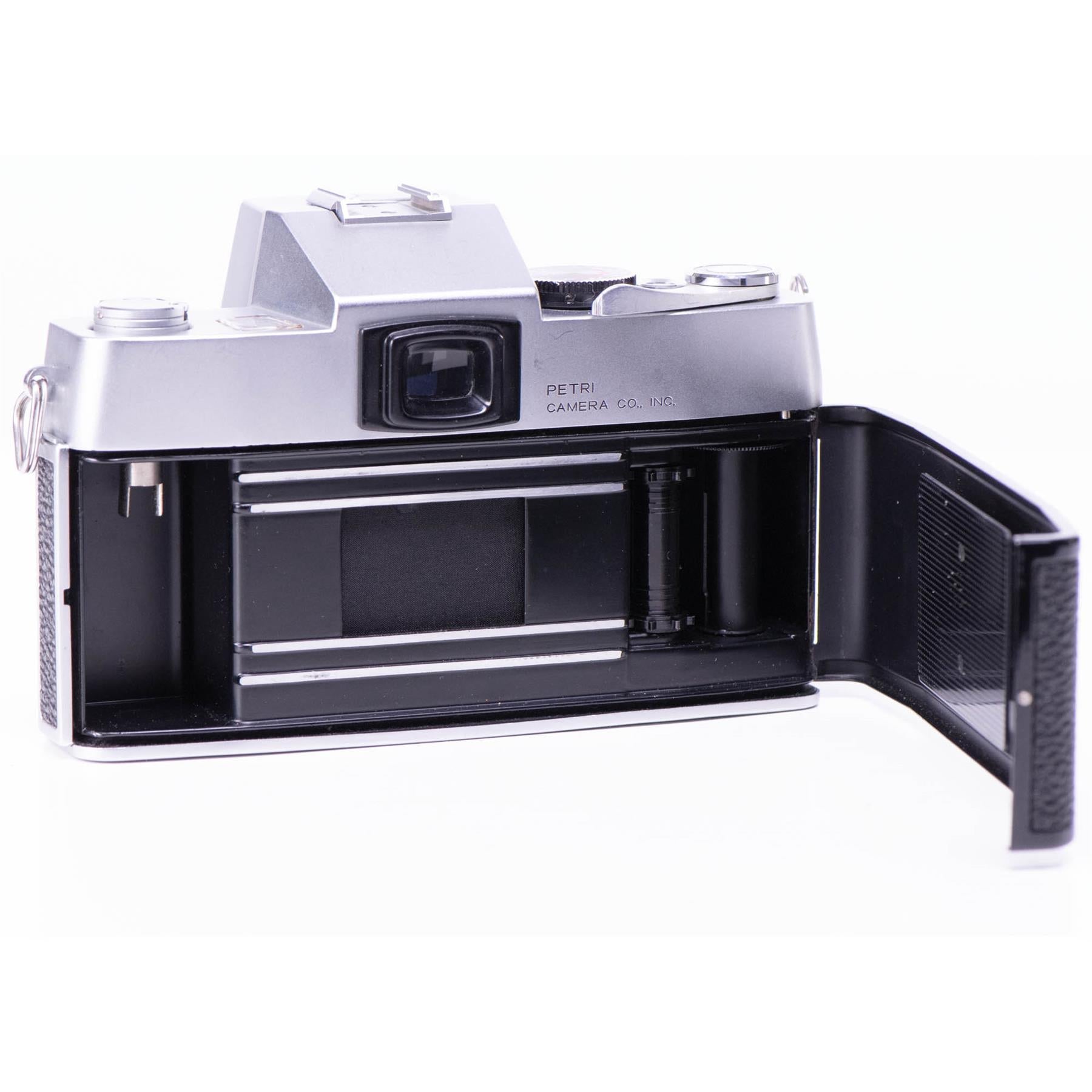 Petri Flex 7 Camera | 55mm f1.8 lens | Breech-lock mount | White | Jap