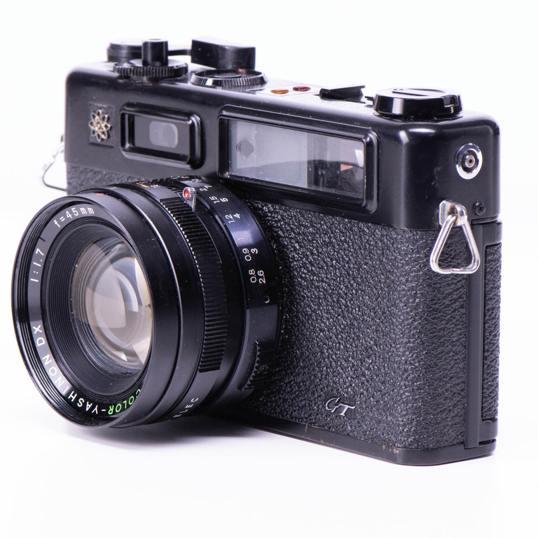 【美品】Yashica Electro 35 GT 45mm f1.7 #189 Yashica Electro 35 GT Camera | 45mm f1.7 lens | Black