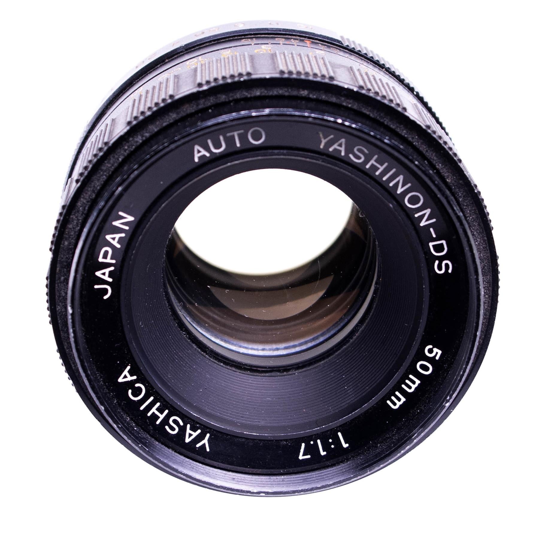 Yashica TL electro X Camera | DS 50mm f1.7 | M42 | Black | Japan | 196