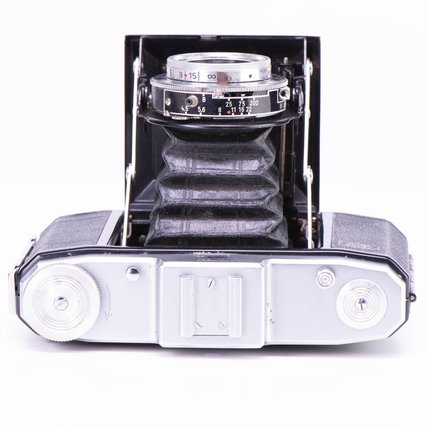 ツァイスイコン ネッター カメラ | 75mm f4.5 レンズ | ブラック