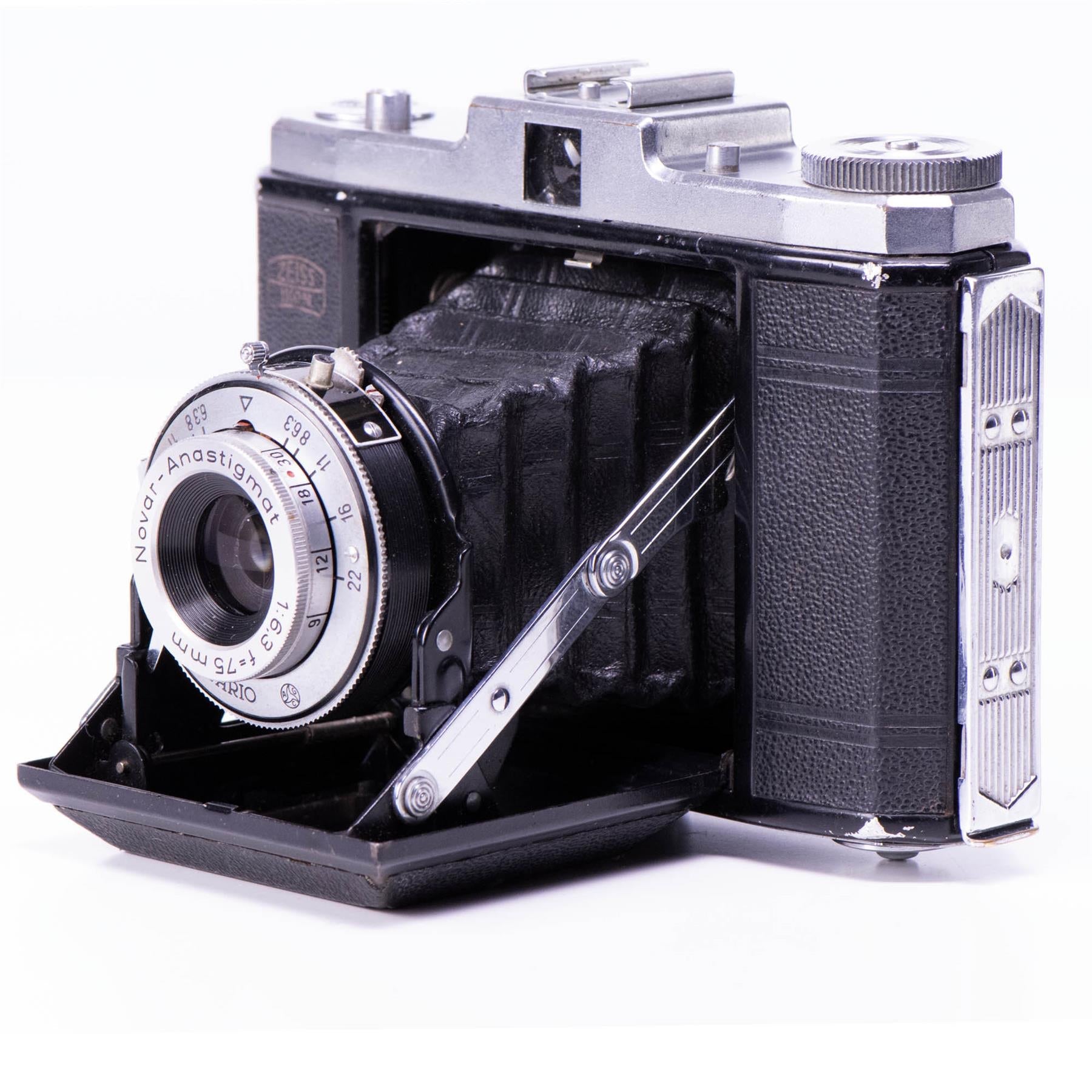 Zeiss Ikon Nettar II 517 Camera | 75mm f6.3 lens | Black | Germany | 1