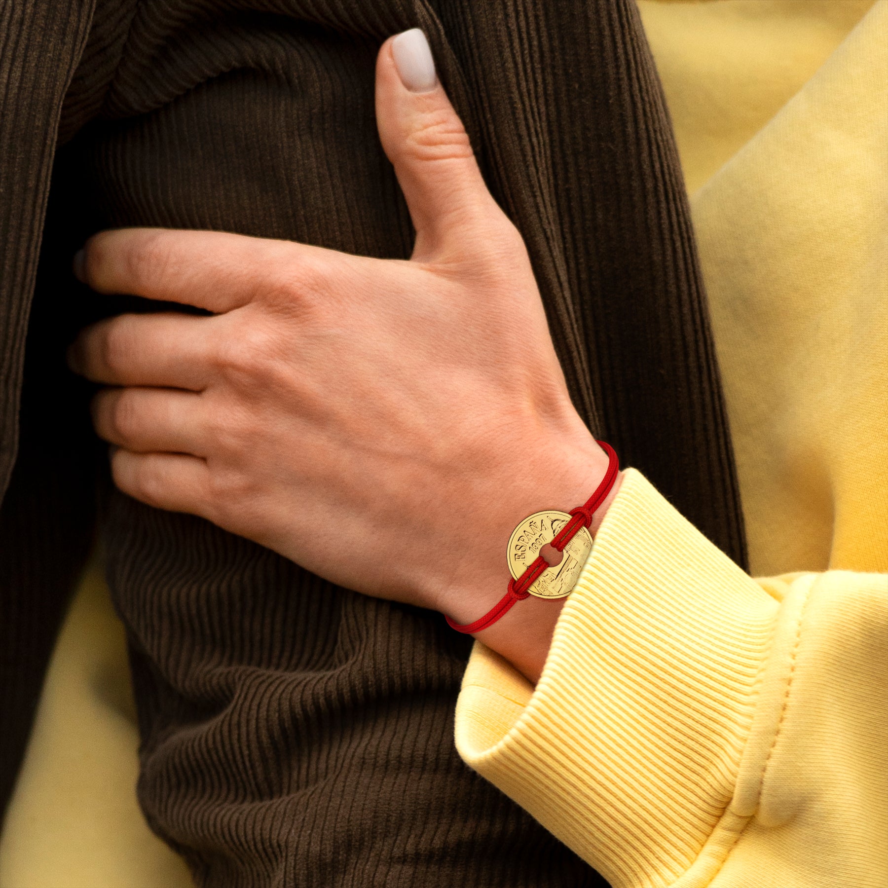 Good Luck Coin Bracelet | Red String Thread Wristband | Spanish 25 Pesetas 1997 | 18k Gold Plated Fortune Wealth & Protection